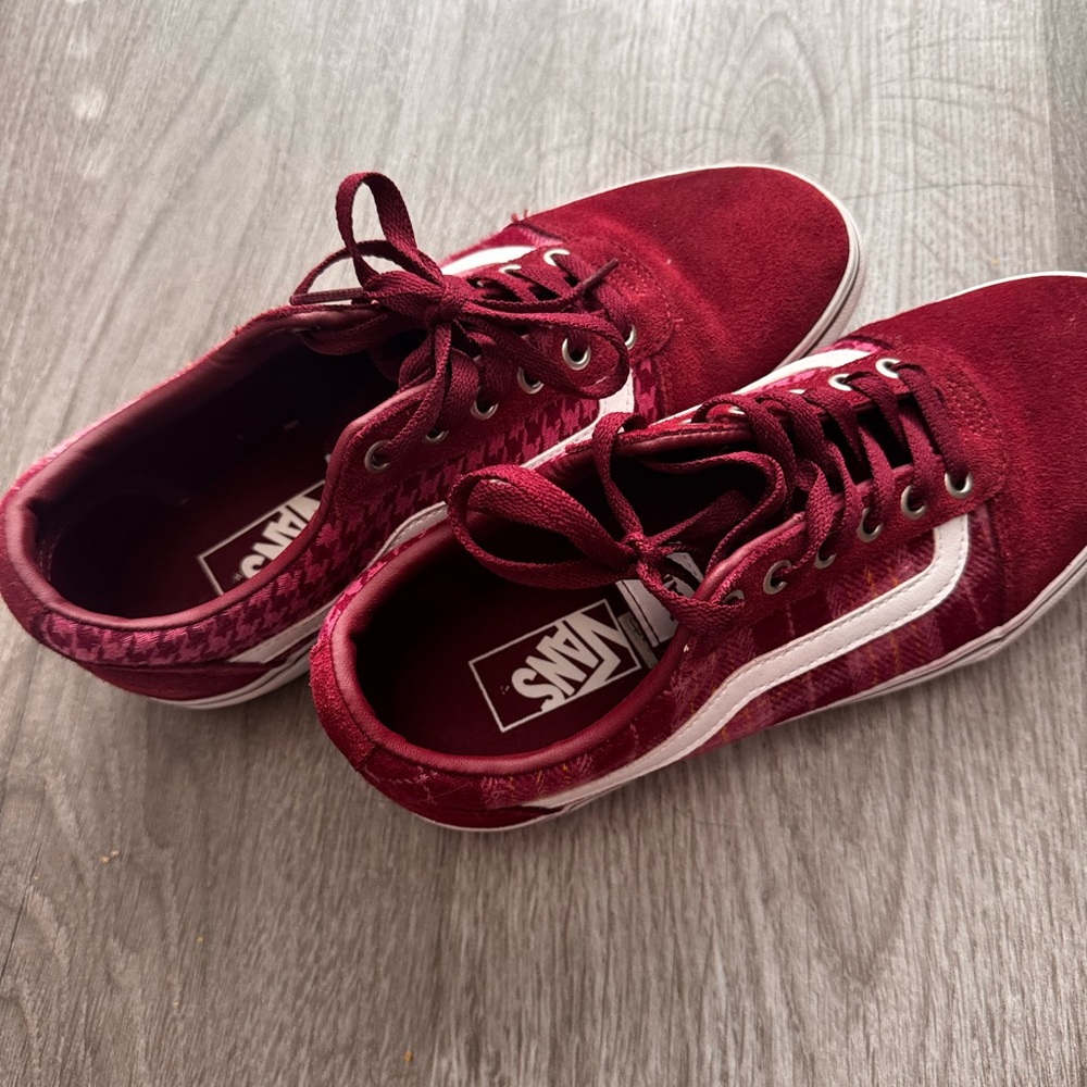 Vans Burgundy Sneakers